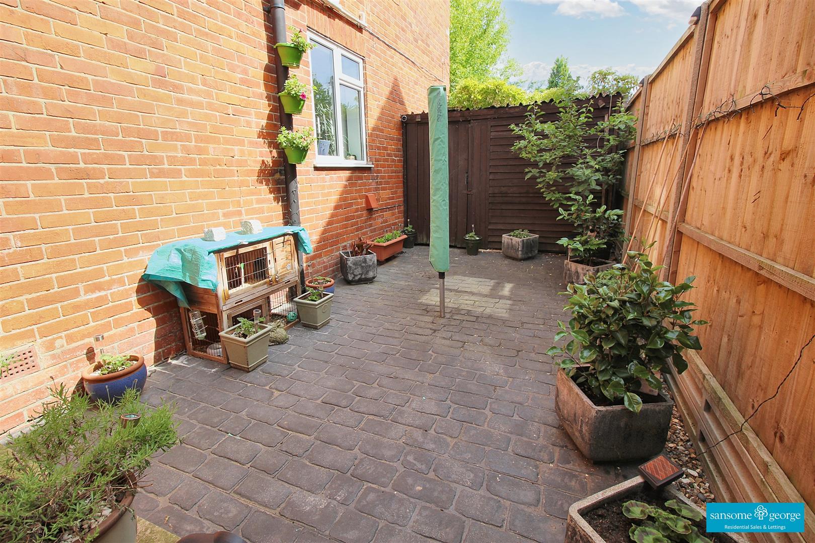 Holybrook Crescent, Reading